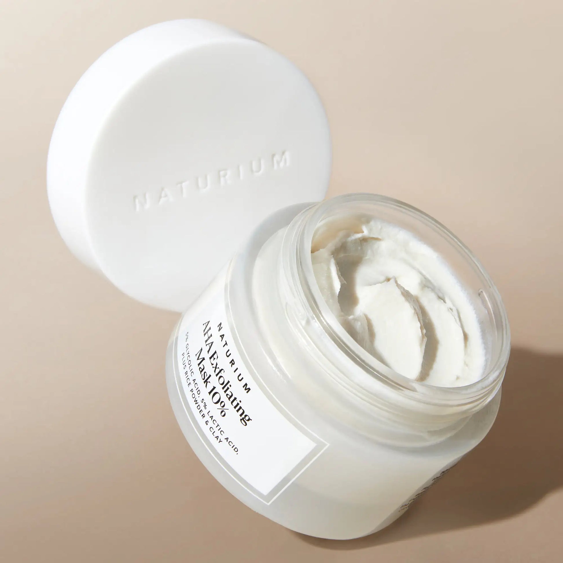 aha-exfoliating-mask-10-e4 AHAmask_0957-crop.webp