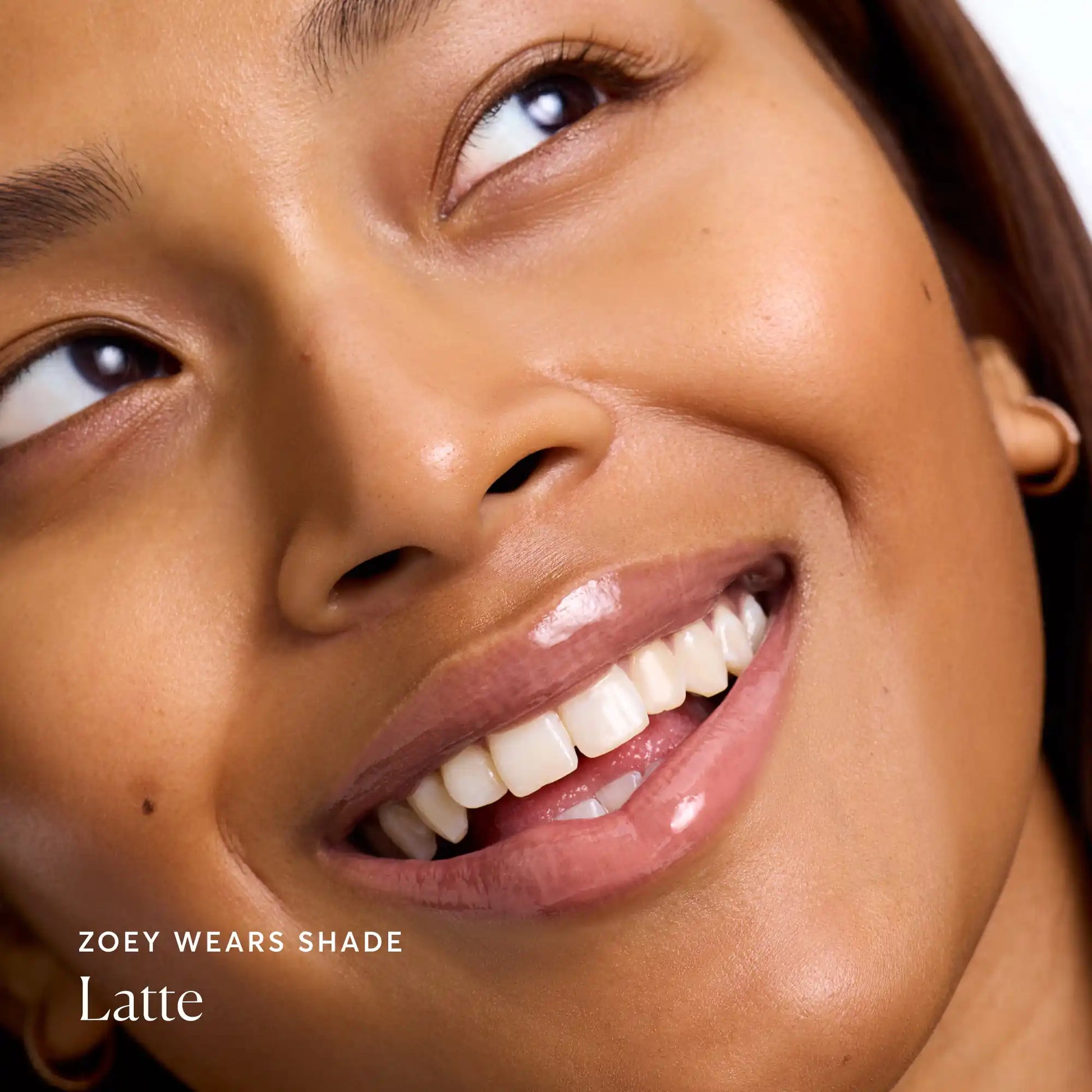 phyto-glow-lip-balm-latte-h9 NATR-60110-Alt-Images-Phyto-Glow-Lip-Balm-Latte-04.webp